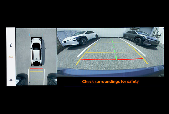 <sg-lang1>Panoramic View Monitor (PVM)</sg-lang1><sg-lang2></sg-lang2><sg-lang3></sg-lang3>